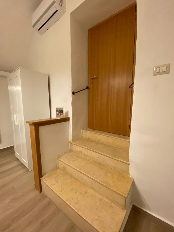 Paura Suite Apartment เนเปิลส์ ภายนอก รูปภาพ