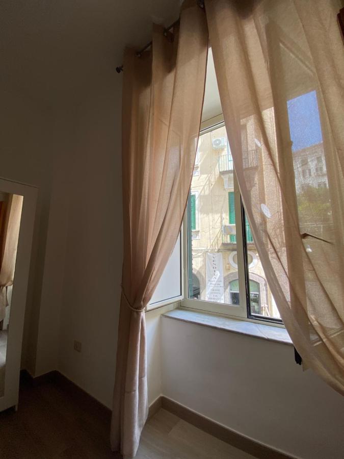 Paura Suite Apartment เนเปิลส์ ภายนอก รูปภาพ