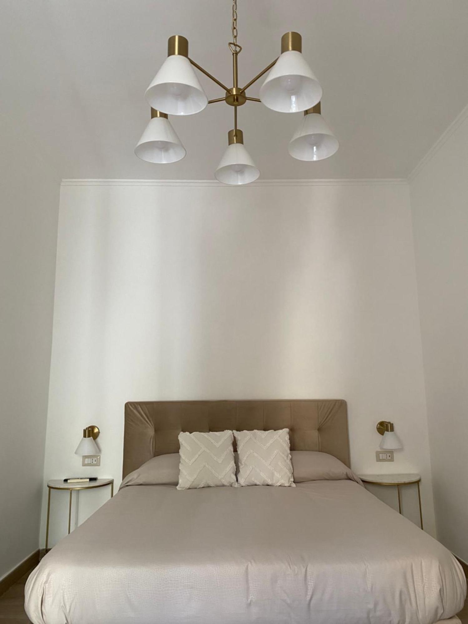 Paura Suite Apartment เนเปิลส์ ภายนอก รูปภาพ